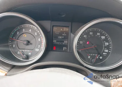 2011 Jeep Grand Cherokee Overland z USA, uszkodzony, nr VIN 1J4RR6GT3BC605383